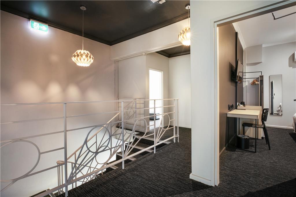 Nightcap At The Charles Hotel Wollongong Interieur foto